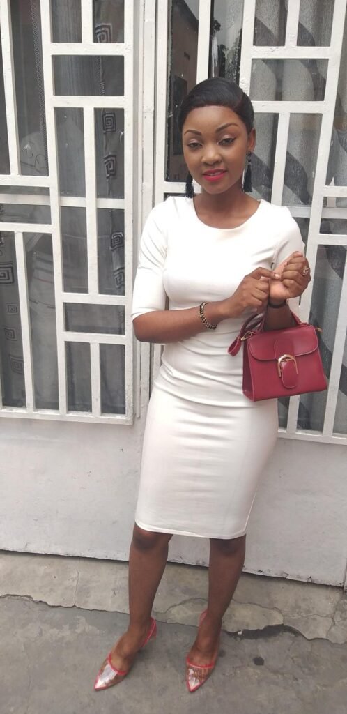 Insécurité en RDC :Persécutée et contrainte à l’exil par le pouvoir en place :  Madame Naomi Mandombo , invisible à Kinshasa