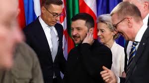 L’Europe s’unit derrière l’Ukraine mais appelle au soutien des États-Unis .