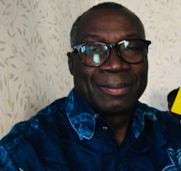 À Félicien MAKOLO MUSASA : Unis dans la joie, nous célébrons ta vie. Joyeux anniversaire !